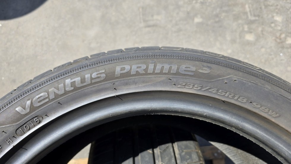Letní pneu 235/45/18 Hankook - 6