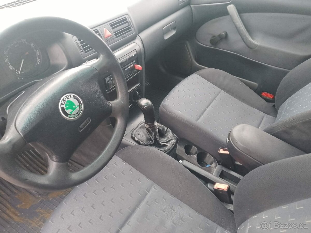 škoda Octávia 1.9 TDI s tažným facelift - 6