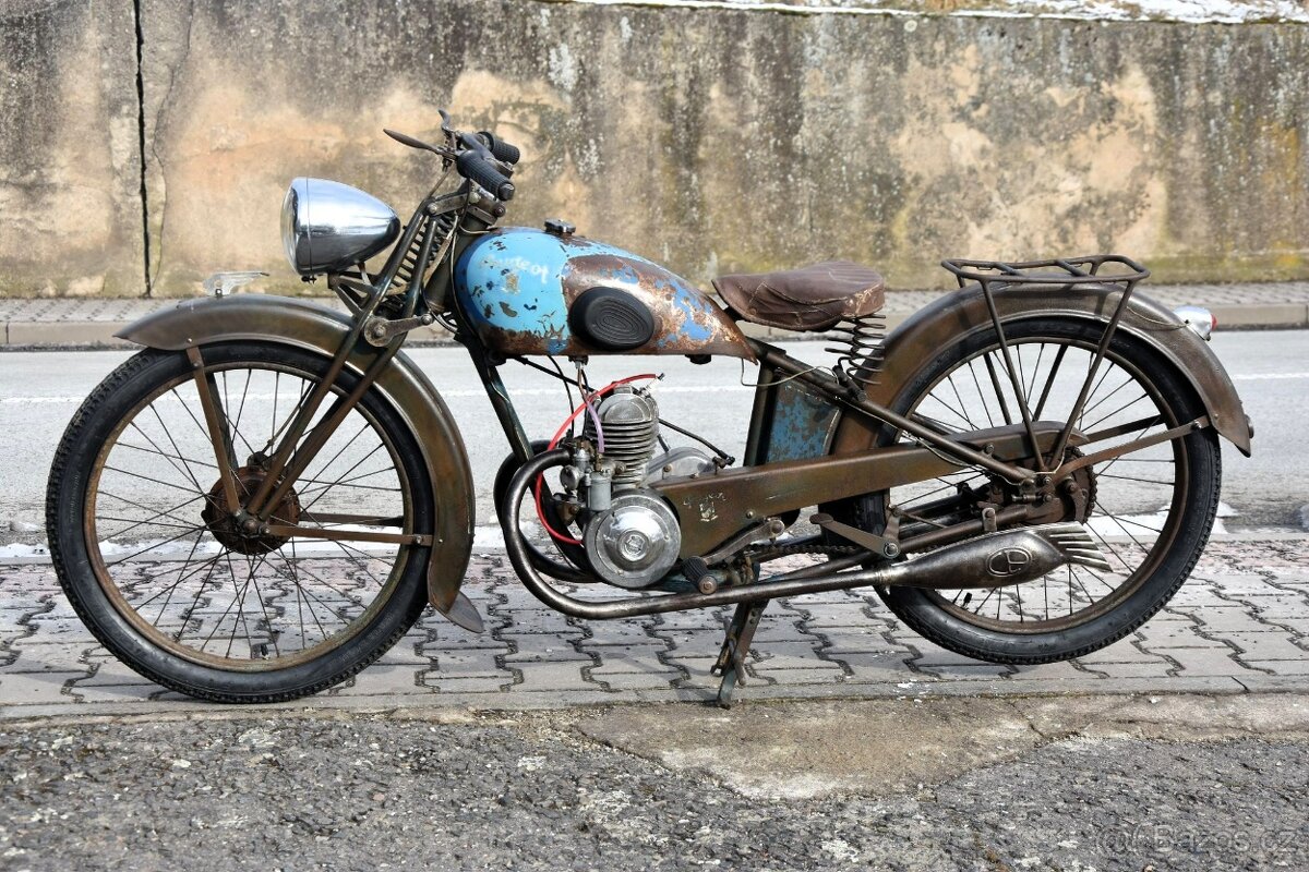 Historický Peugeot - 6