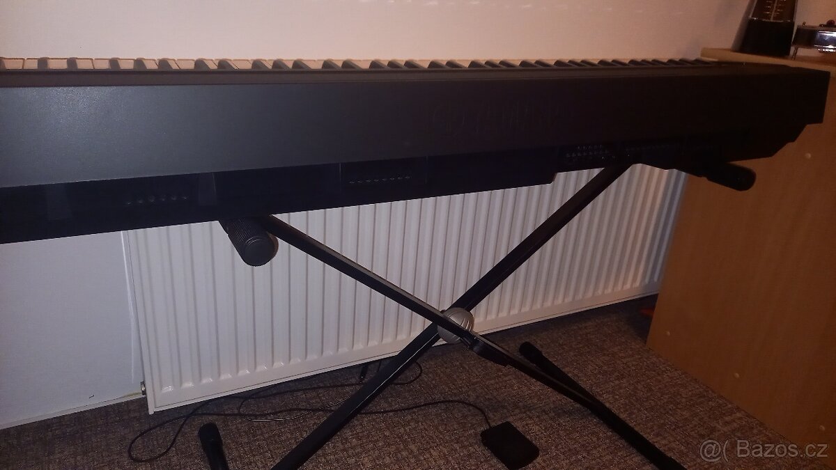 Yamaha P-35 klávesy, digital piano - 6