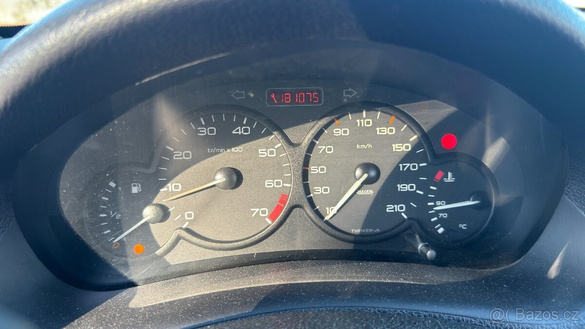 Peugeot 206 1.4i - 6