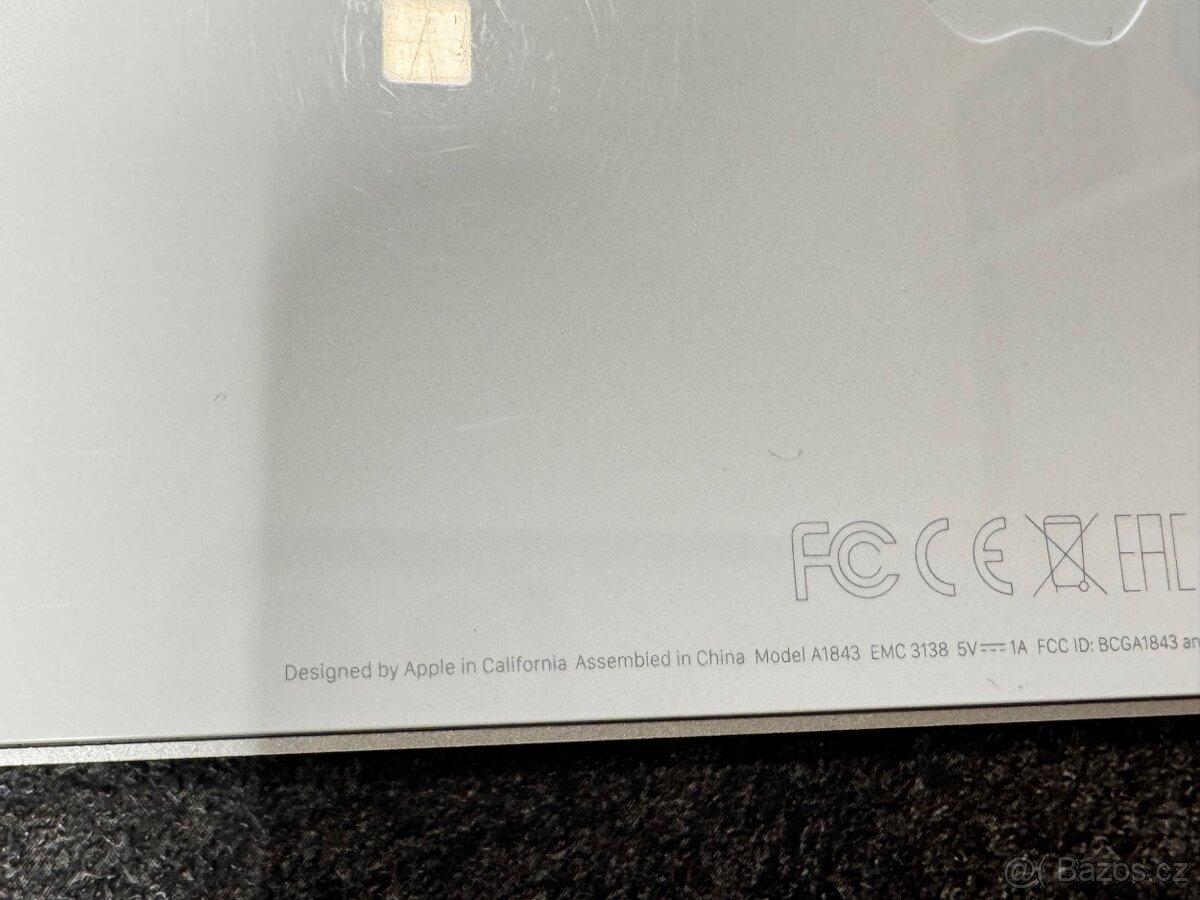 Apple Magic Mouse 2 a Apple klávesnice - 6