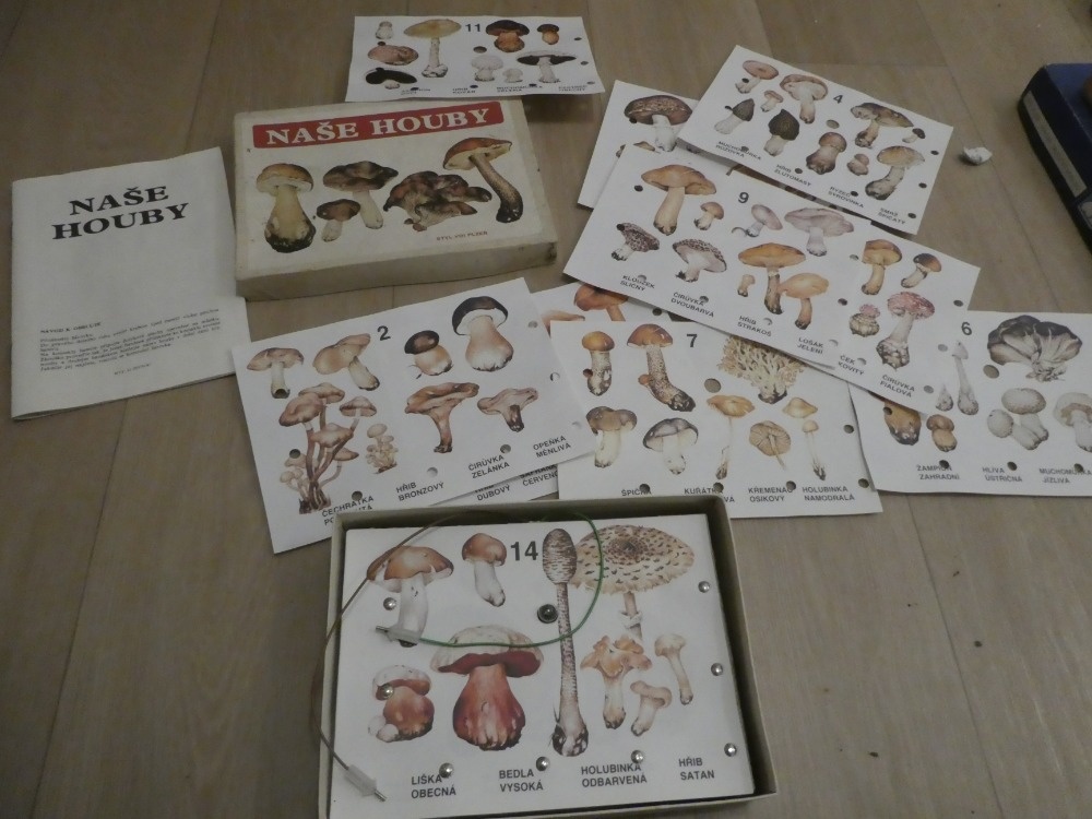 staré hry a hračky - 6