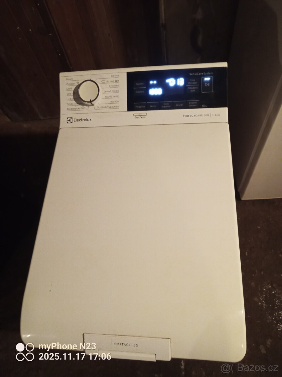Vrchem plněná pračka Electrolux - 6