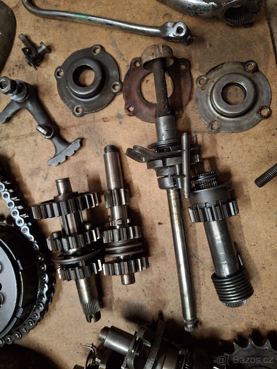 Náhradní díly čz 150c 125c - 6