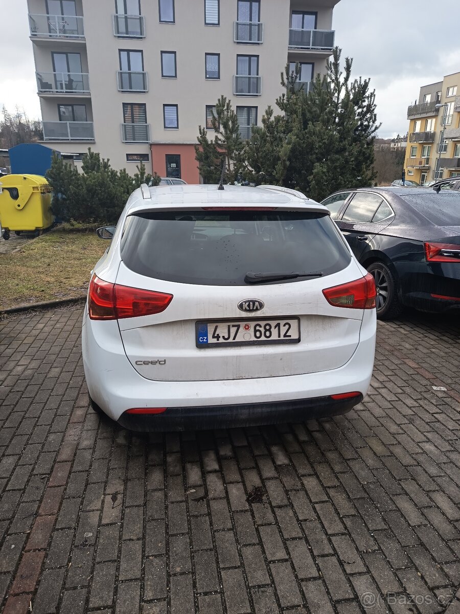 Kia Ceed 1.6 GDI Sw - 6