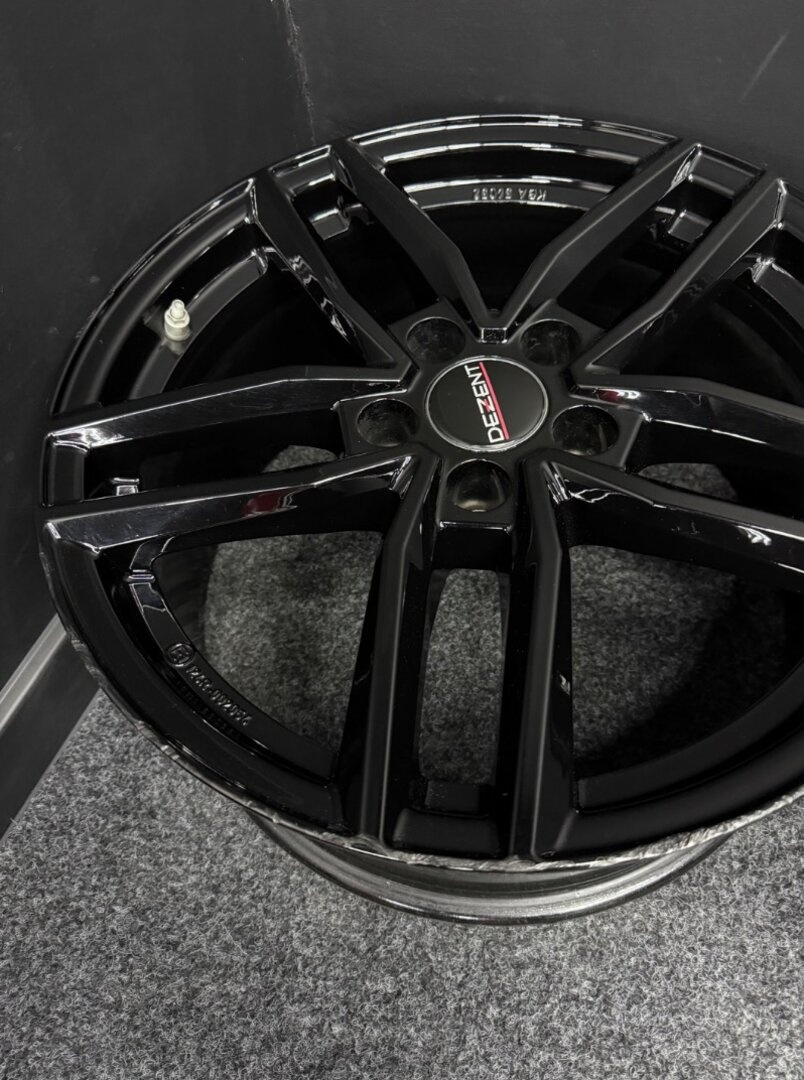 Alu Dezent 5x114,3 18” - 6