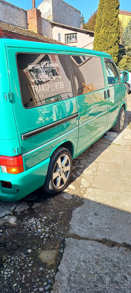 Vw Caravelle T4 r.v.2002 - - 6