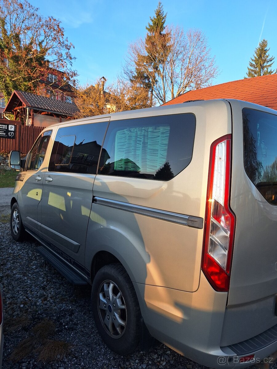 Ford Tourneo Custom,2.2 tdci,92 kw,r.v.2014 - 6