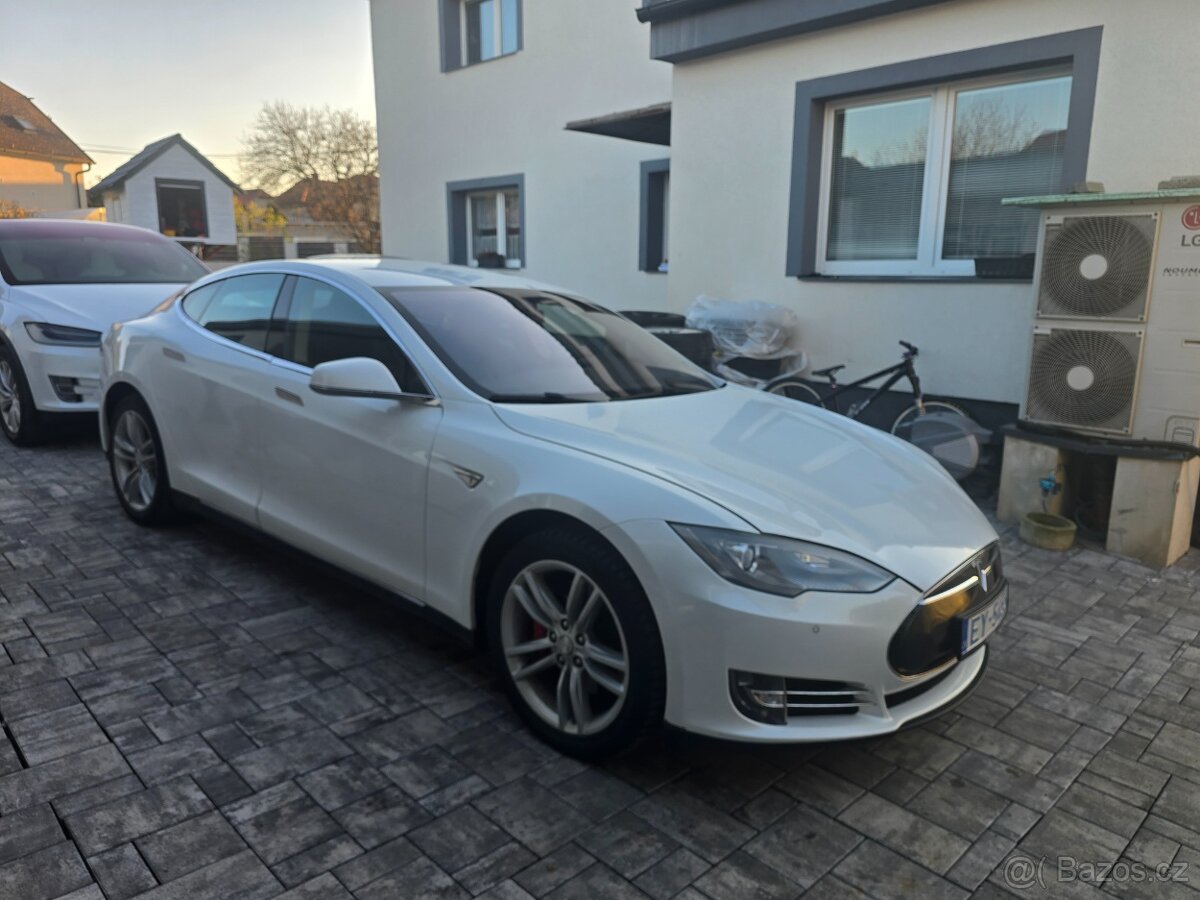 Tesla model s P90 Performance - 6