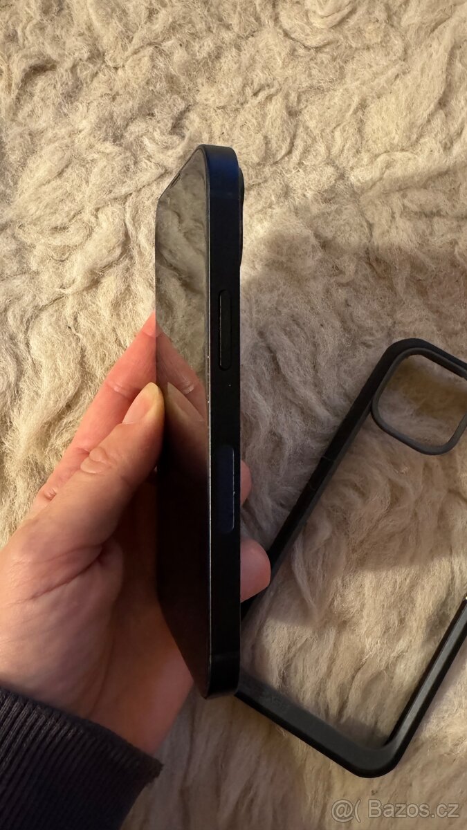 IPhone 13 mini 128gb černý. Hezky stav - 6