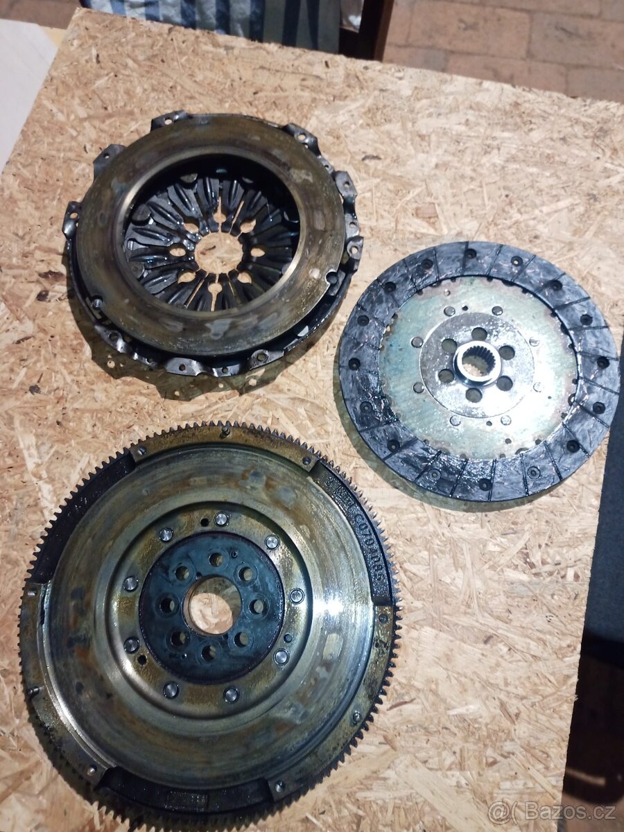 VW T5 2.5TDi spojka - 6