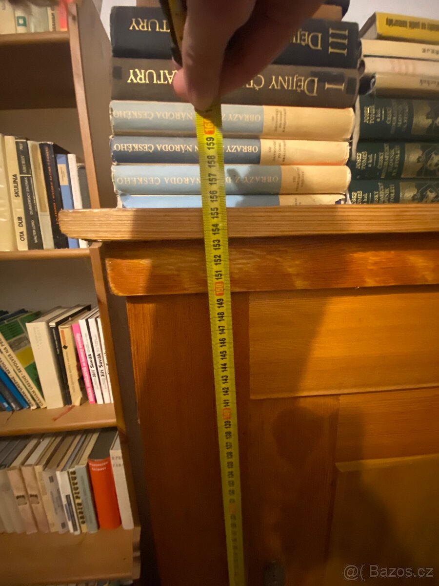 Dřevěná skříň masiv - venkovský styl - 6