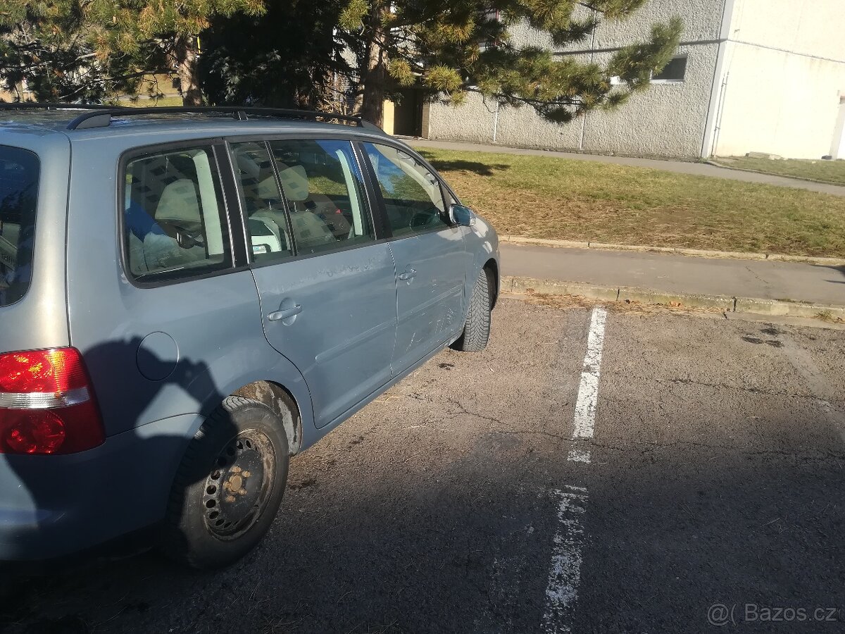 Vw Touran 2.0tdi - 6