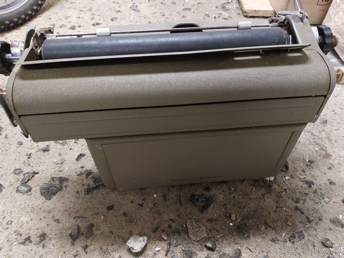 Psací stroj Zeta - 6