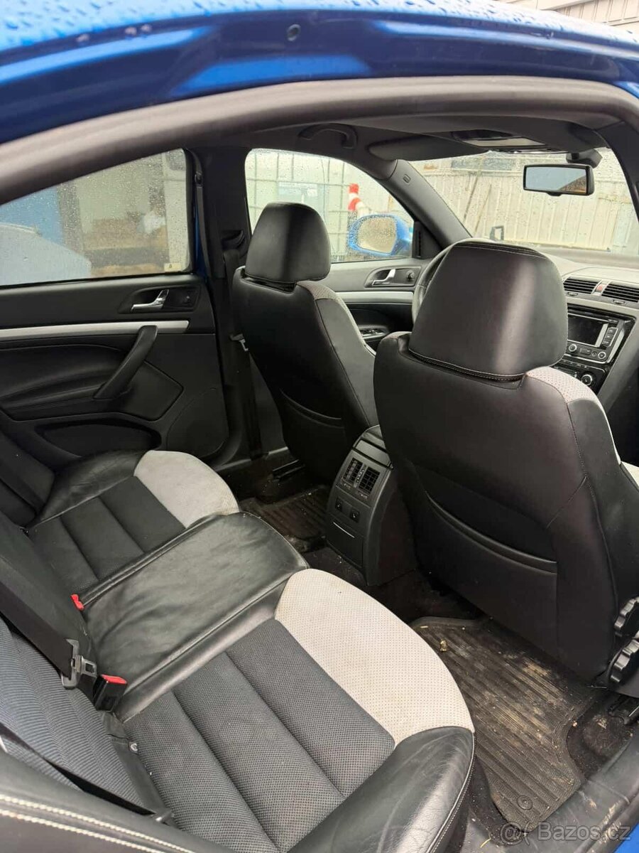 Octavia 2 rs cega - 6