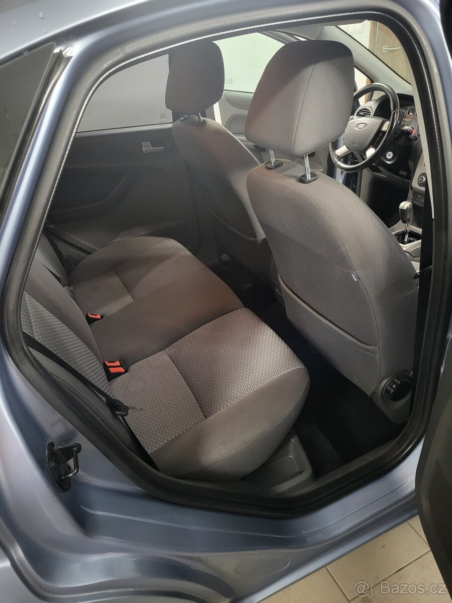 Ford Focus MK II - 1.6i 85 kW 2007 - 6