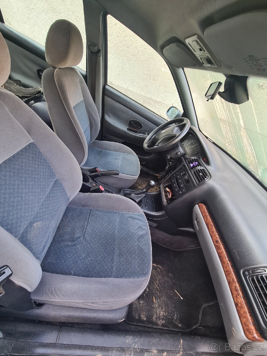 Peugeot 406 2.0 hdi - 6