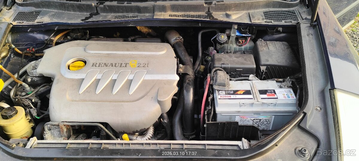 Renault VEL SATIS 2.2 - 6