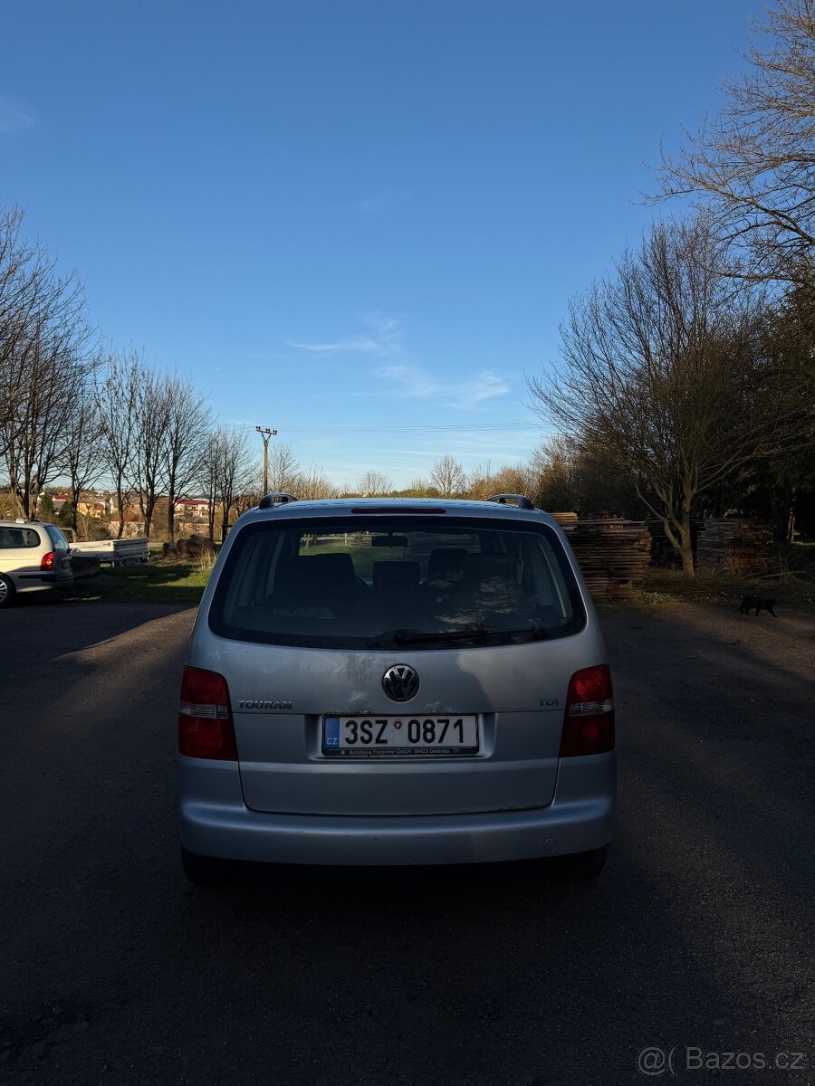 Volkswagen touran - 6