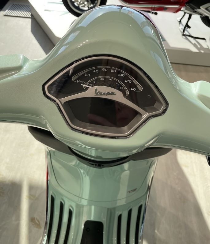 VESPA Primavera 125 FL 4-TAKT ABS E5+ - VERDE AMABILE - 6