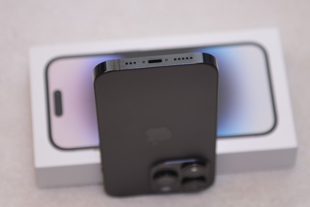 Apple iPhone 14 Pro 256 GB – Black Titanium - 6