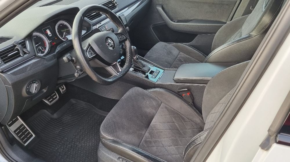 Superb Combi 2.0 TDI DSG AUTOMAT 110KW - 6