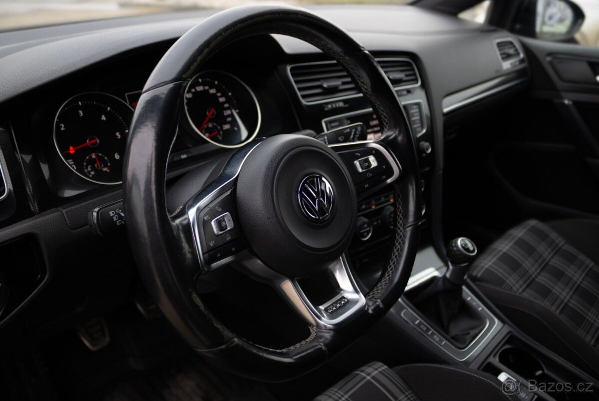 Volkswagen Golf Variant GTD 2.0 - 6