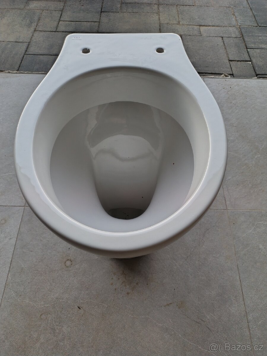 Nový kompletní set WC Ideal Standard - 6