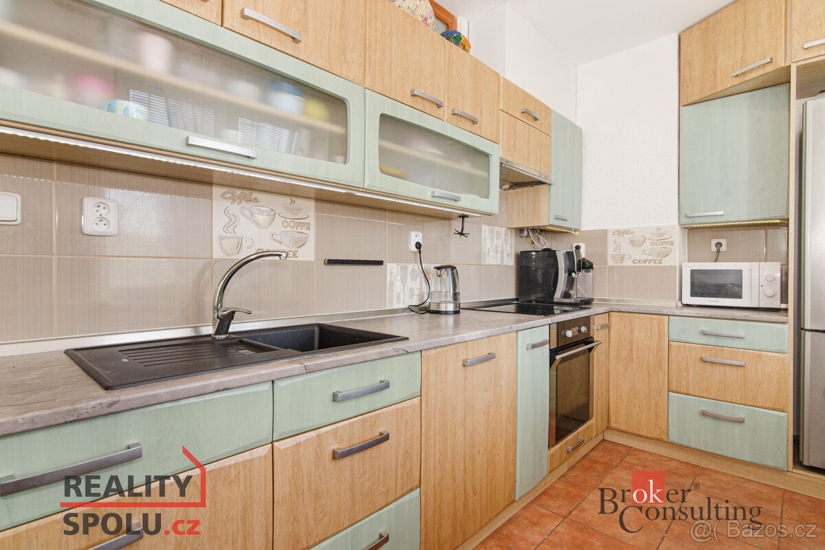 Převod dr. podílu, byty/2+kk, 49 m2, Dr. E. Beneše 102/22, 7 - 6