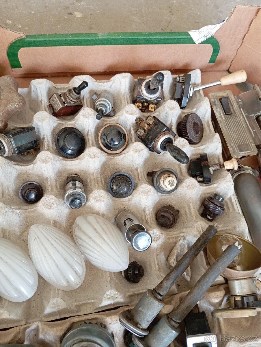 Staré díly škoda Tatra Praga Jawa aj - 6