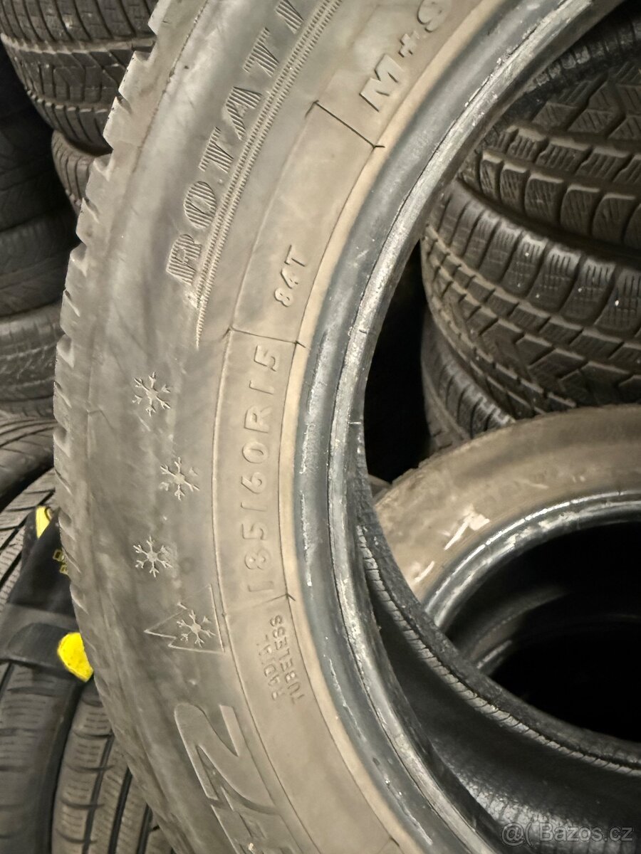 prodám zimní 235/45/18 Goodyear a Pirelli - - 6