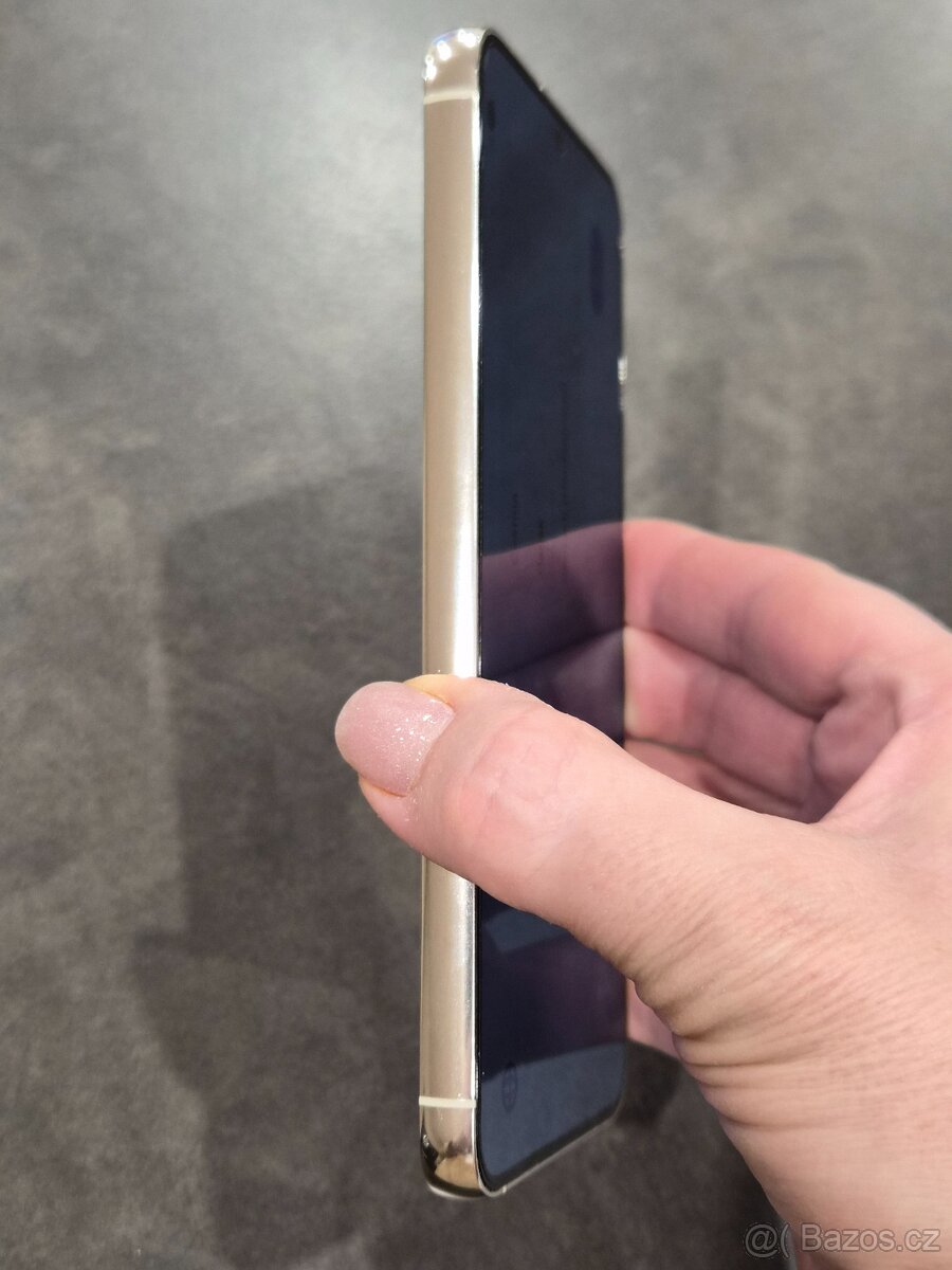 Samsung galaxy s23 plus - 6