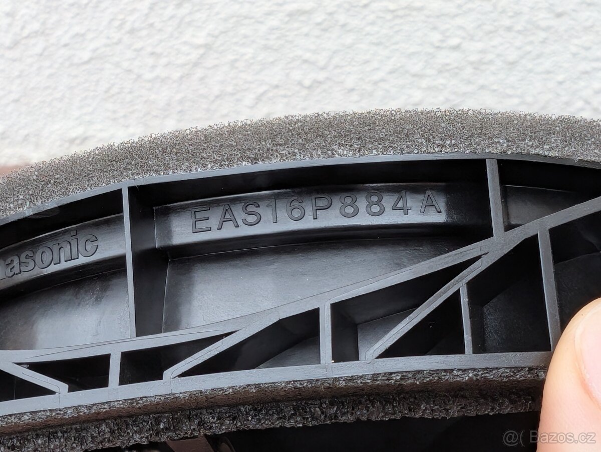 Auto reproduktory 20W Toyota Corolla - 6