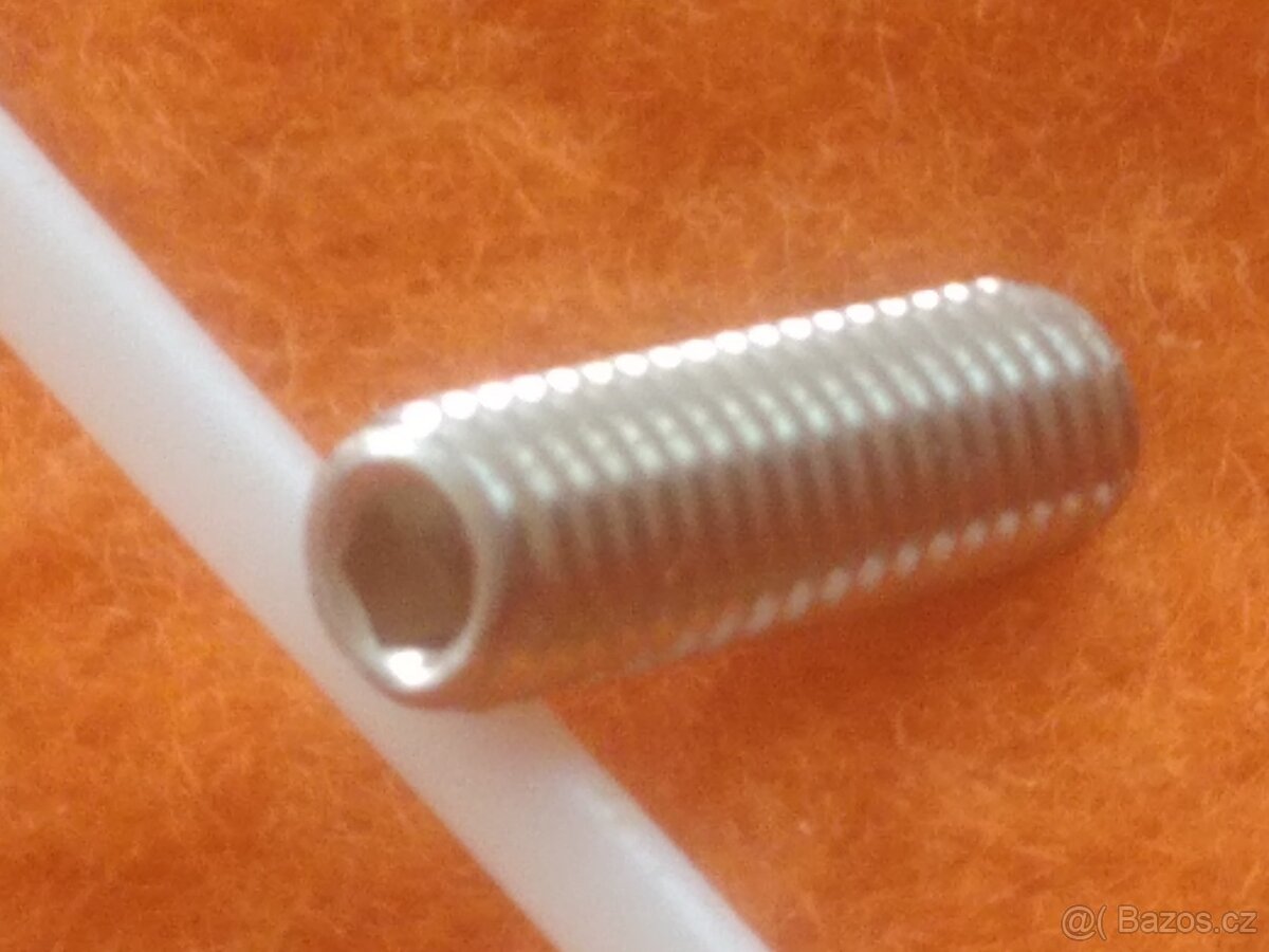 spojovací materiál a jiné - 6