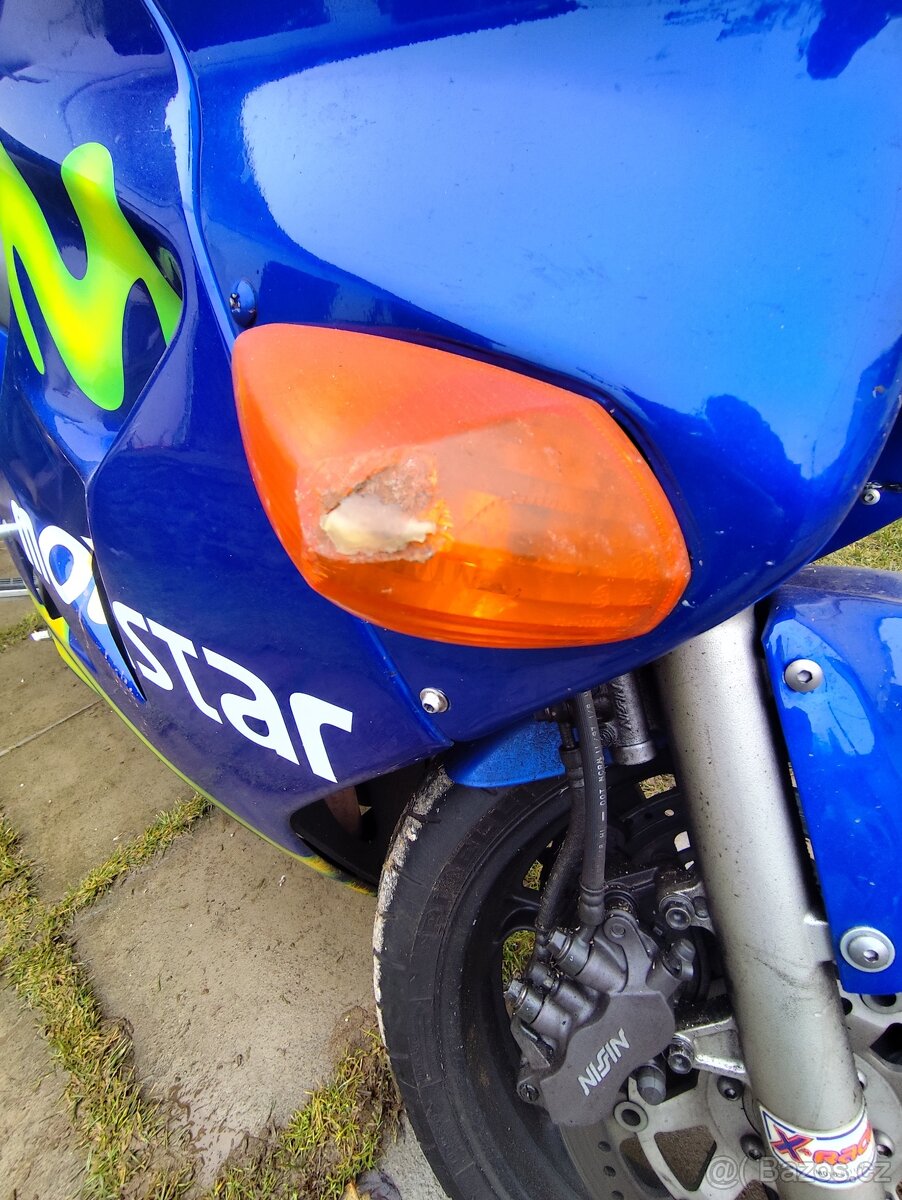 Prodám Honda 800VFR - 6