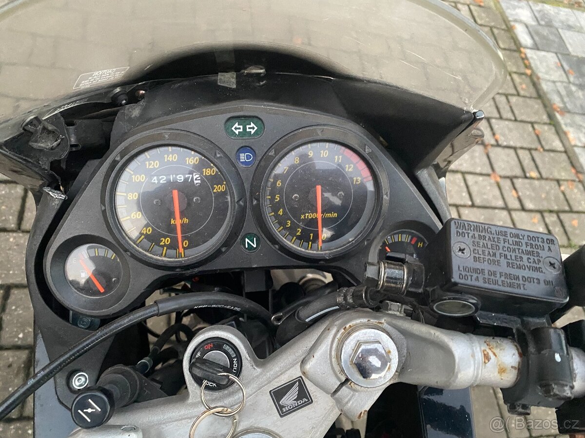 Honda CBR 125 - 6