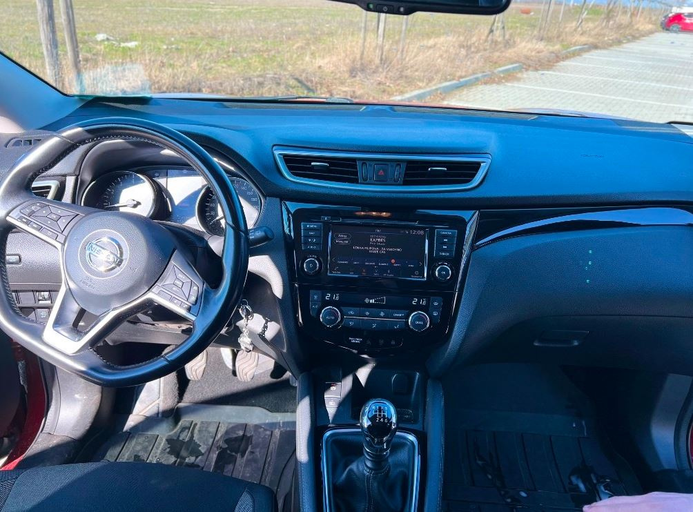 Nissan Qashqai SUV Benzin - 6