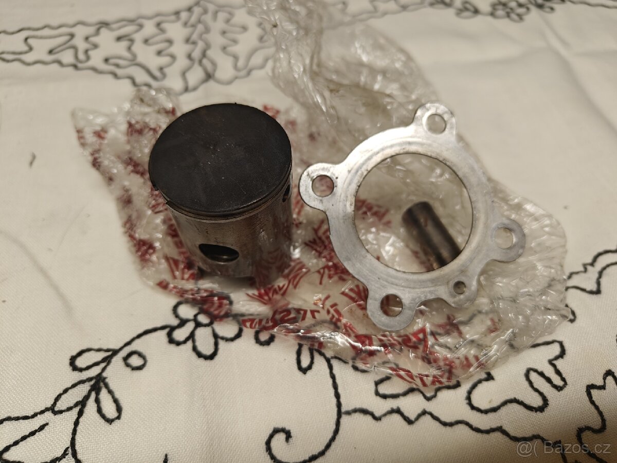 Manet Korado válec s hlavou - 6