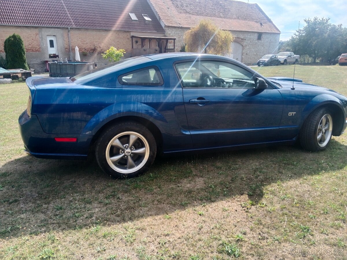 Ford mustang 4.6GT 2006 - 6