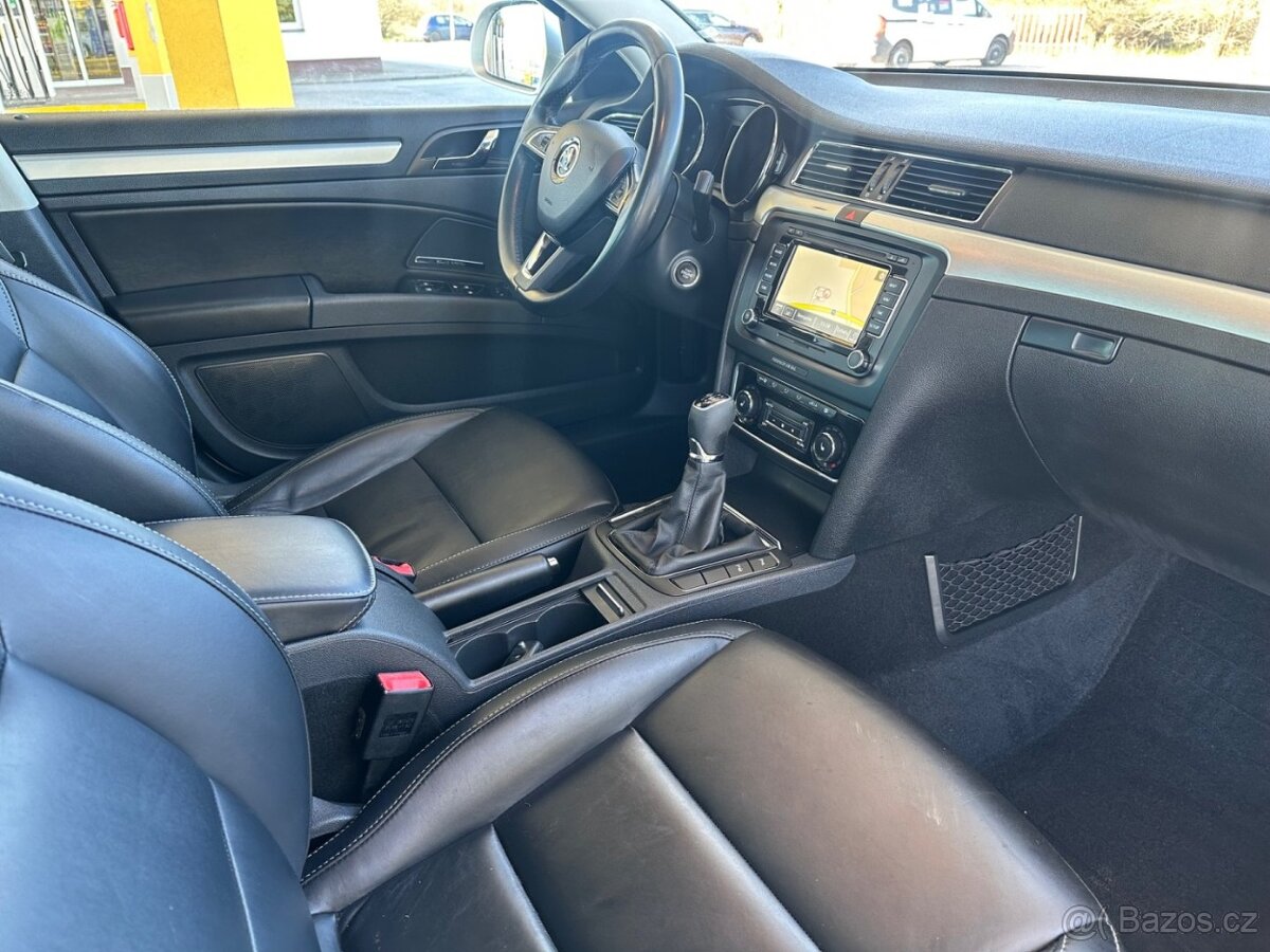 Škoda Superb 1.6TDi NAVI,PANOR.,GARANCE KM - 6