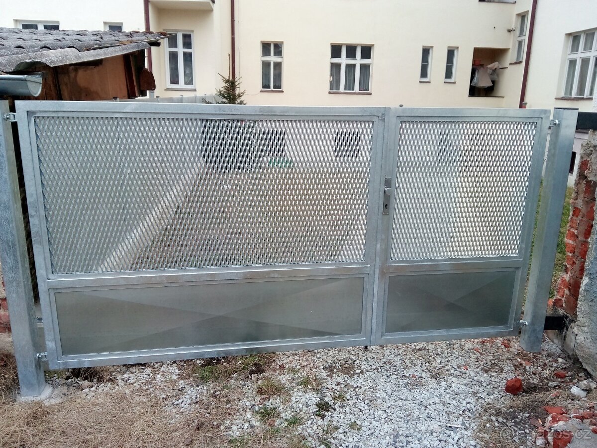 Samonosná brana / vrata - 6