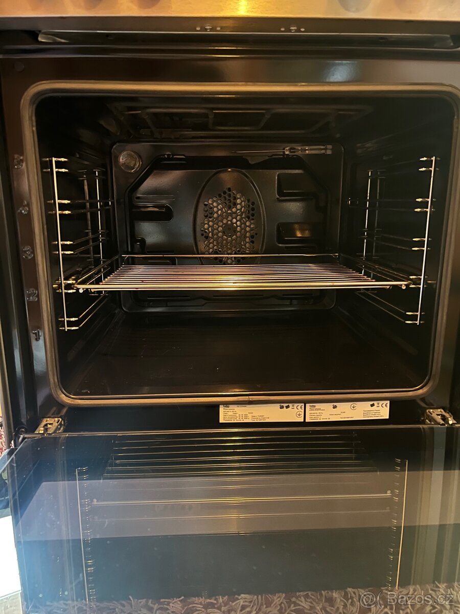 Sklokeramický sporák Beko - 6