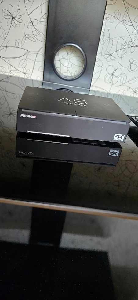 Prodám TV+stojan+set-top box - 6