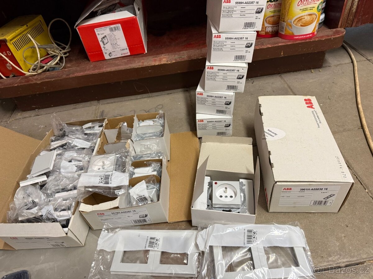 Prodám jističe chrániče ap.rozvaděče - 6