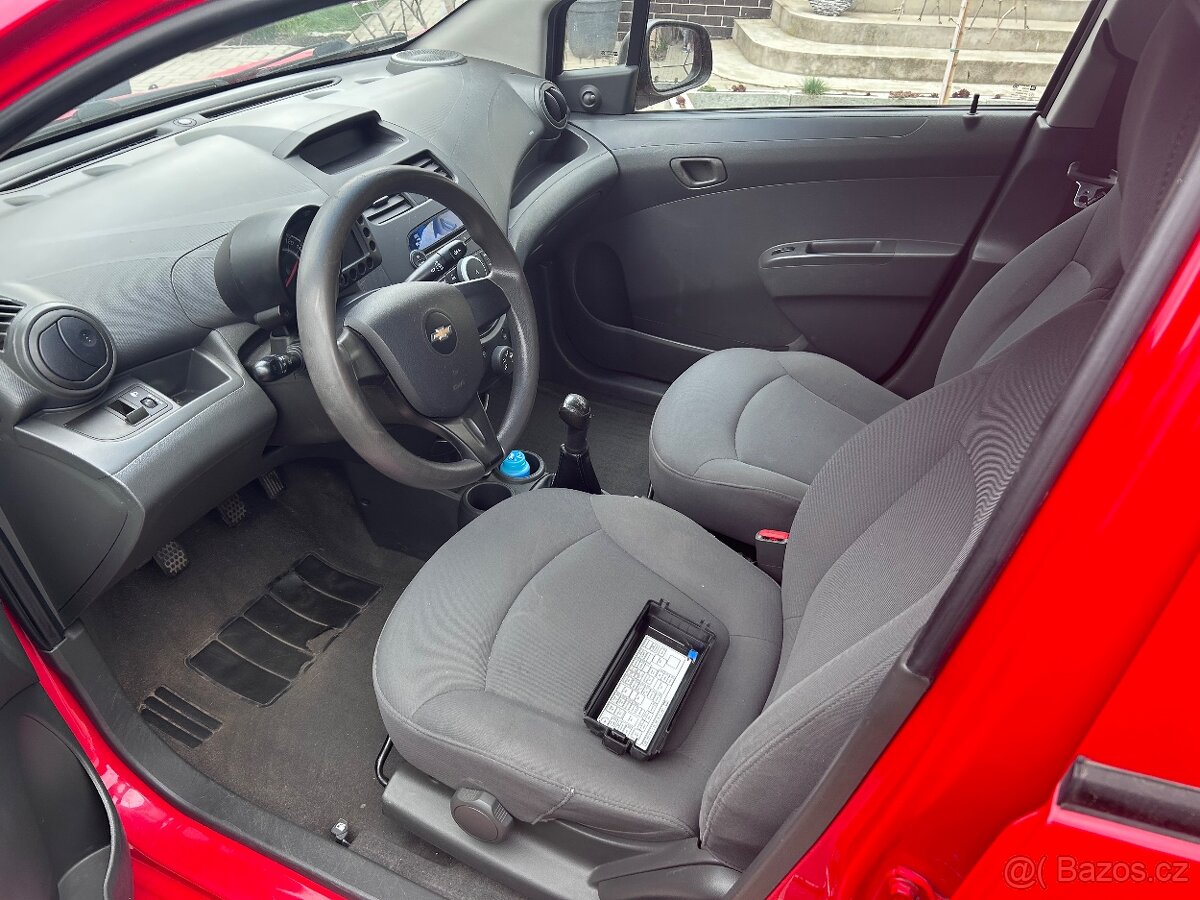 Prodám Chevrolet Spark 1.0 - 6