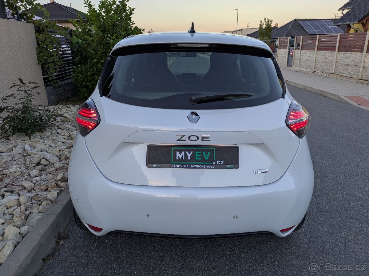 Renault ZOE R135 100kW, baterie 52kWh, CCS, PLNÁ VÝBAVA, DPH - 6