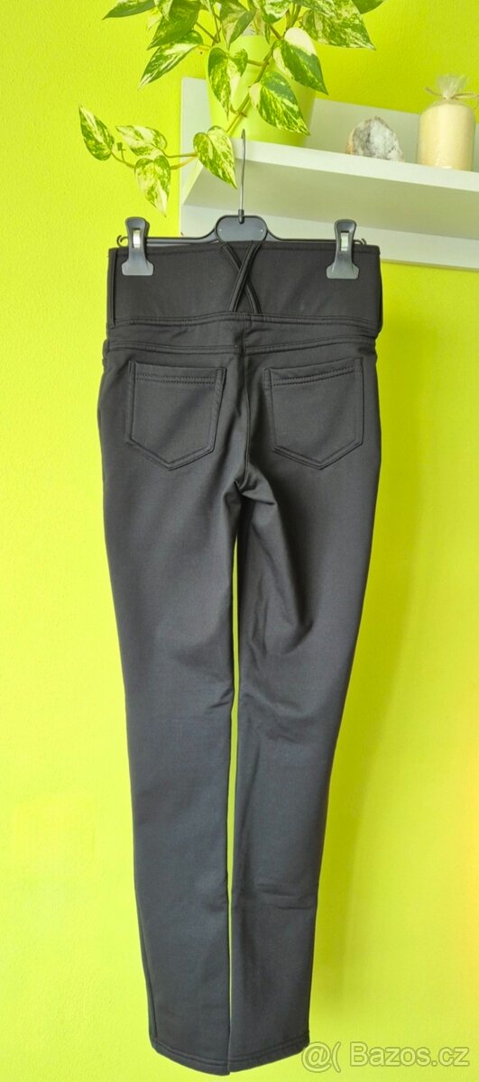 Stahující dámské legíny - 6