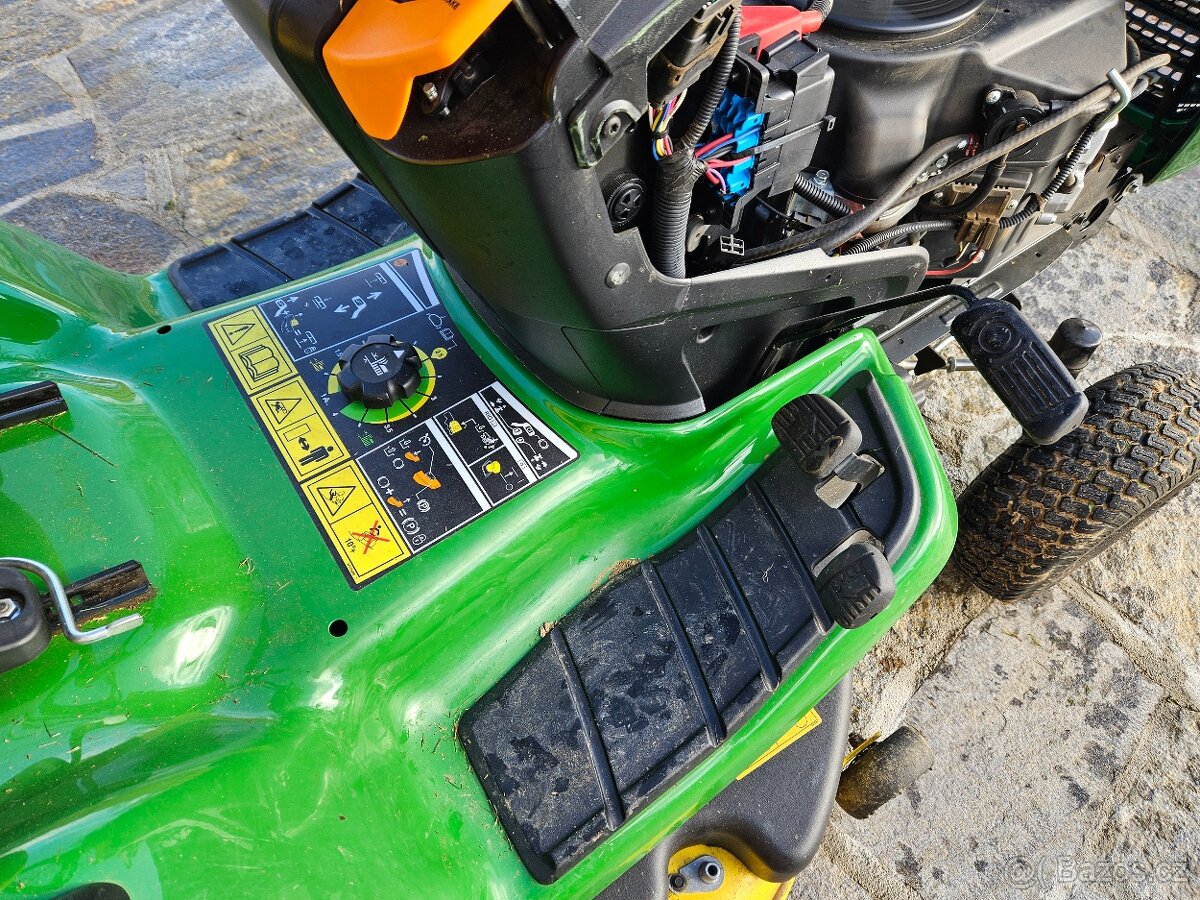 John Deere X350 R, zahradní traktůrek - 6