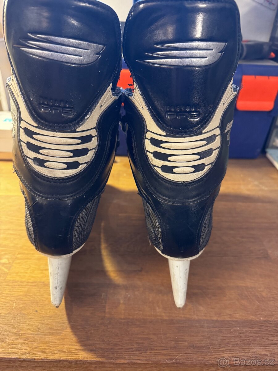 Brusle Bauer Supreme 7000 - 6